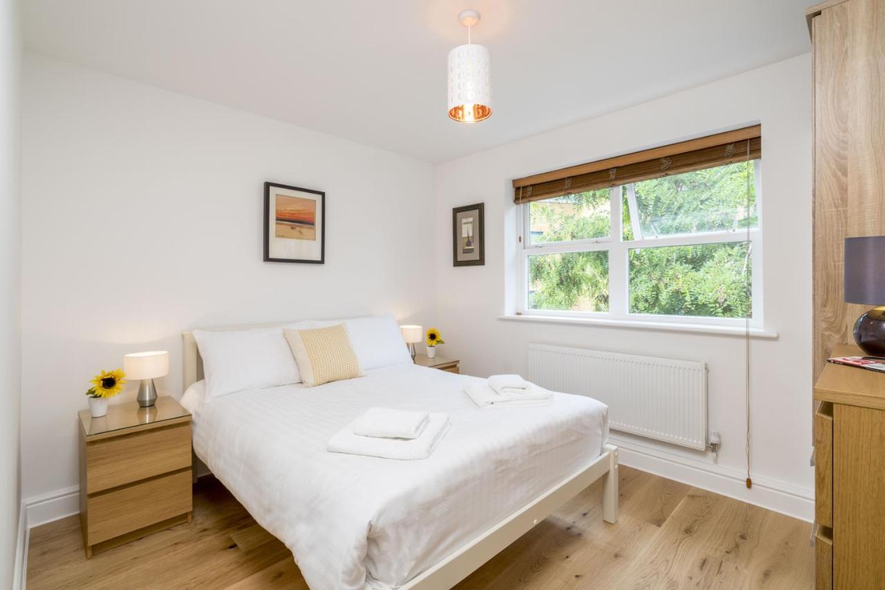 Splendid Apartment Near Vauxhall Tube London Bagian luar foto
